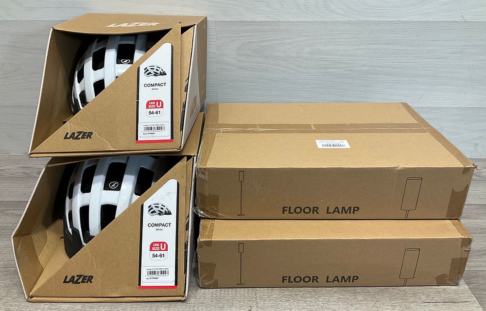 Lot 21: * 2 Lazer Compact Helmets and 2 Aooshine Floor Lamps