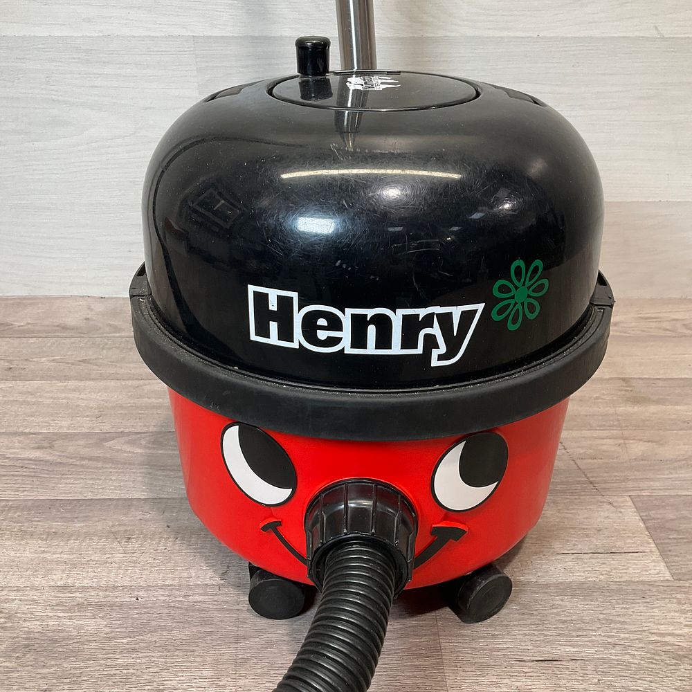 Lot 35: * Numatic Henry HVR200-12 Canister Vacuum Cleaner