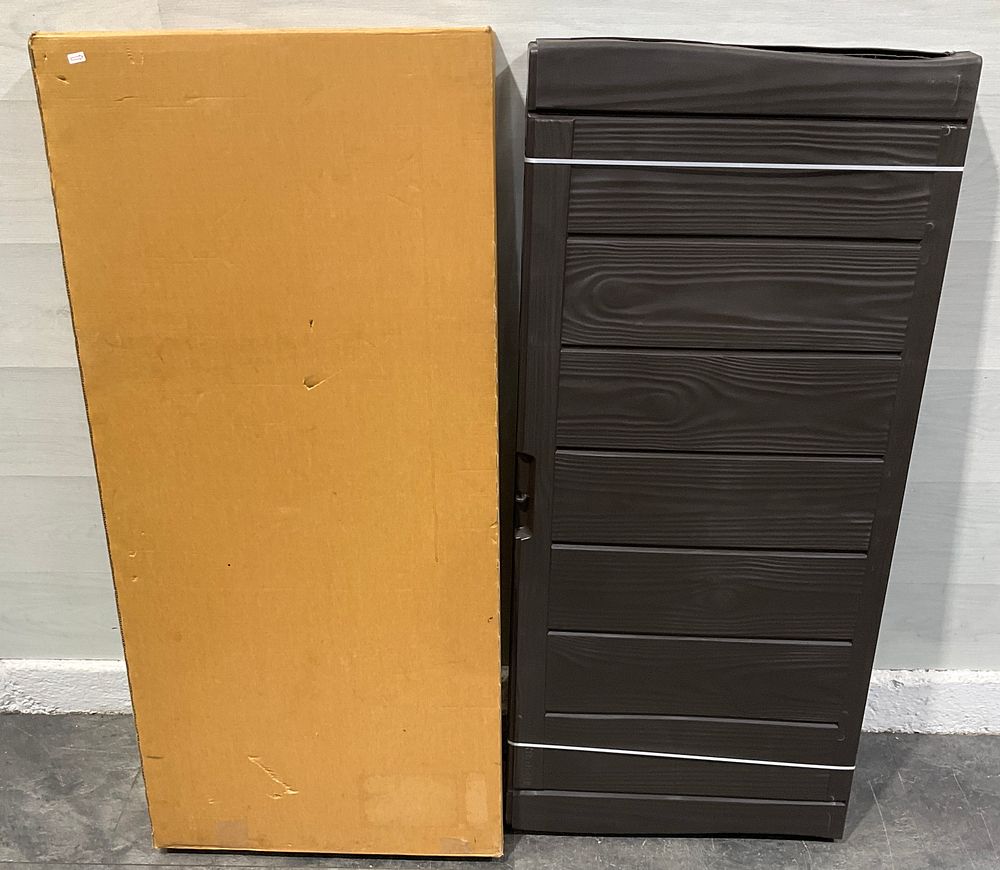 Lot 82: * A Boxed Keter Plastic Storage Box