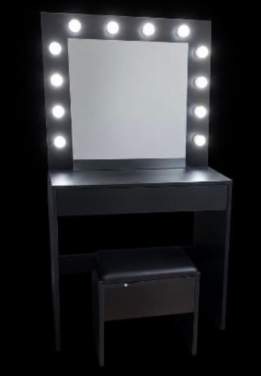 Lot 129: * 2 Cartons Containing A Square_86 Inc Dressing Table Set