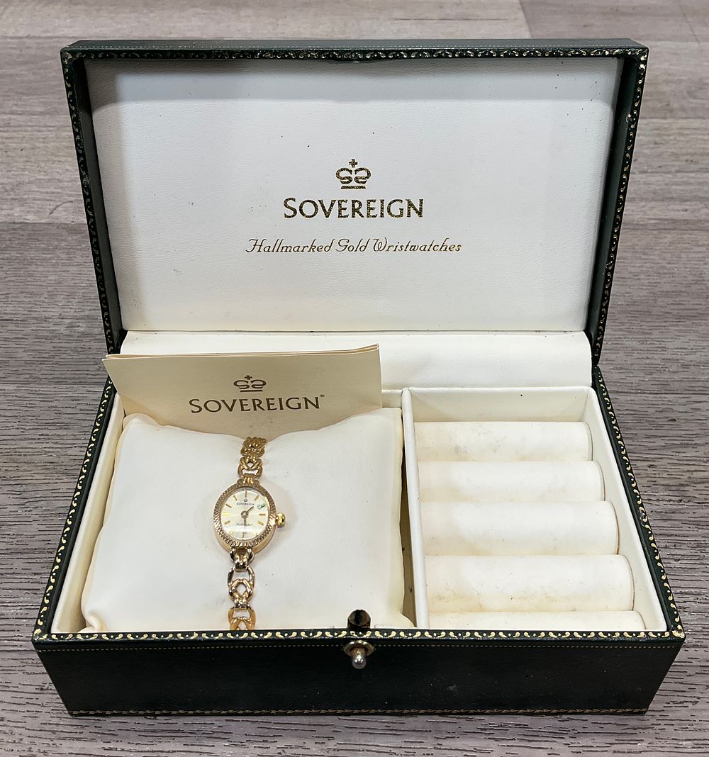 Lot 9: * A Sovereign 9ct Yellow Gold Vintage Ladies Wristwatch Marked 375, Toal Approx. Weight 8.1g