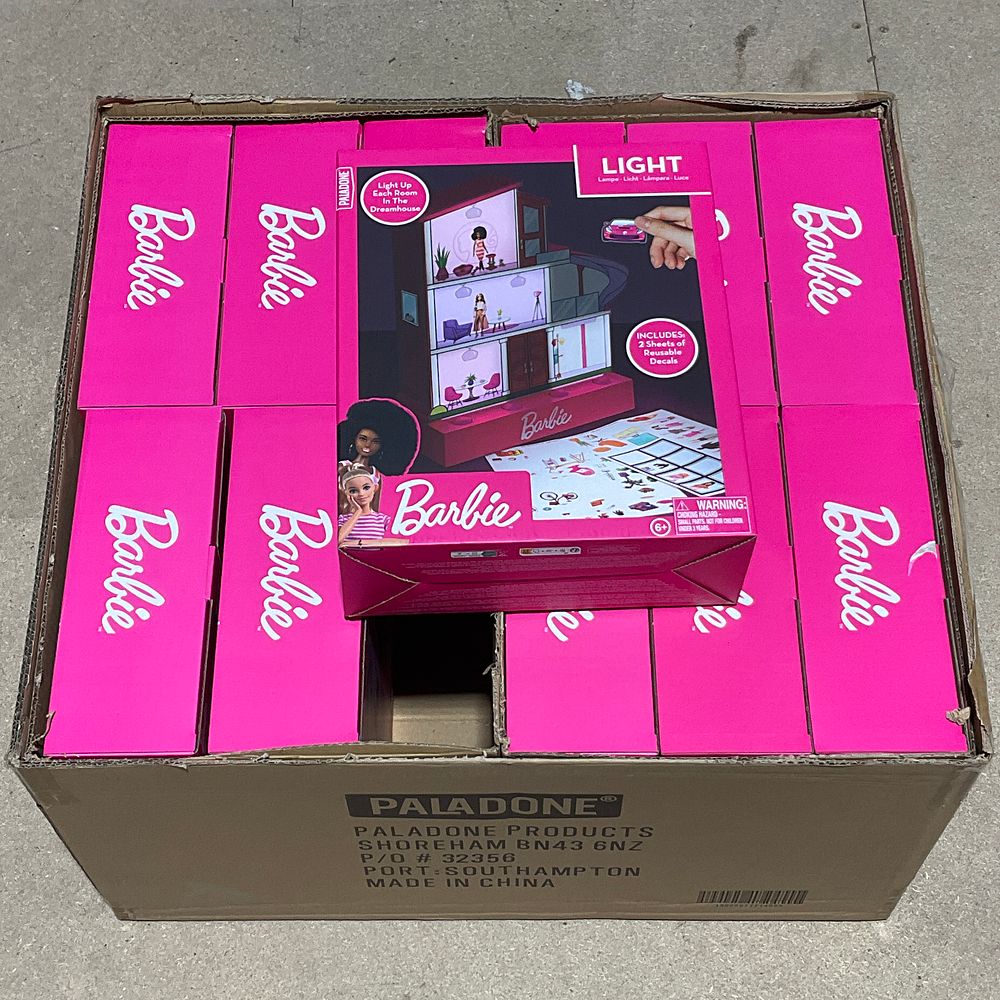 Lot 67: A Carton Containing 12 Boxed Paladone Barbie Dreamhouse Lights