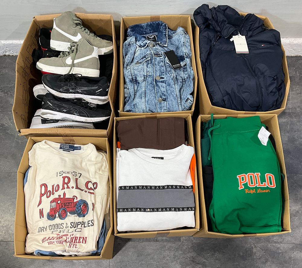 Lot 152: * 6 Cartons Containing Assorted Clothing & Footwear