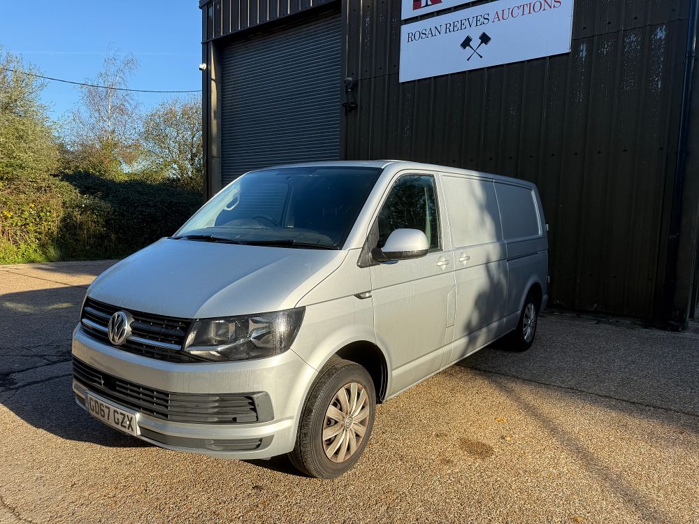 Lot 1: 2017 Volkswagen Transporter T30 TDI BlueMotion Technology LWB Panel Van, 3 former keepers, BANKRUPTCY PAYMENT VIA BANK TRANSFER ONLY BY ORDER OF THE OFFICIAL RECEIVER