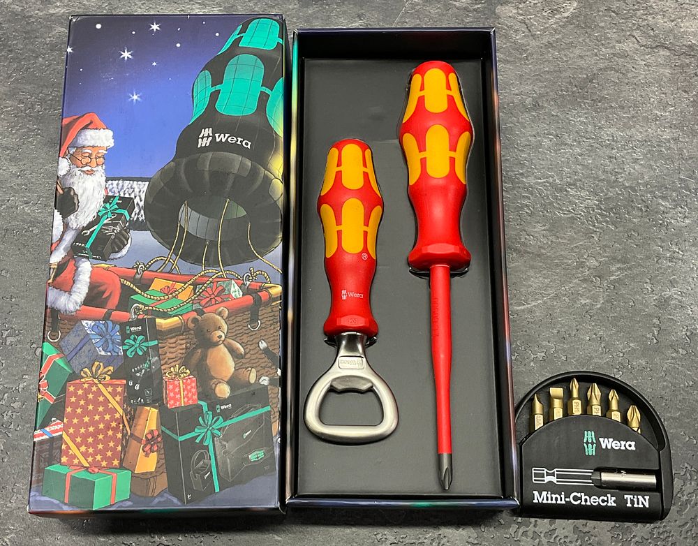 Lot 53: * Wera Christmas Tool Set including Kraftform VDE Screwdriver and Bottle Opener