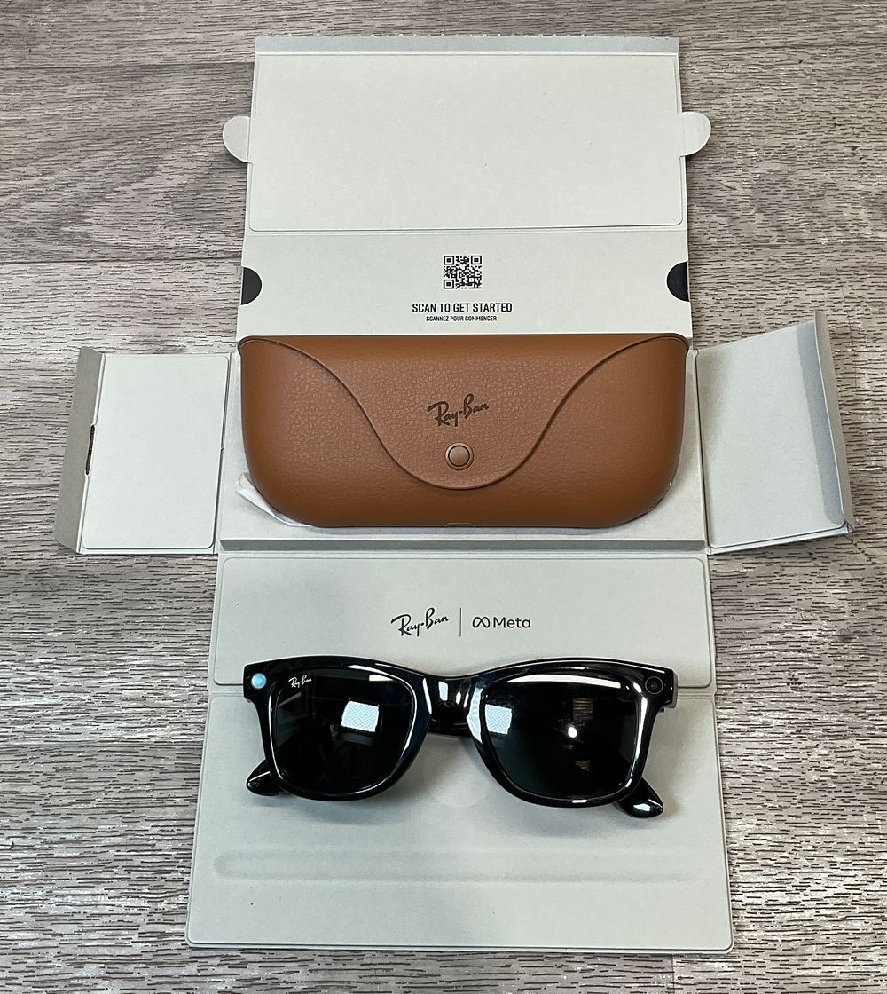 Lot 91: Ray-Ban Meta Wayfarer (Gen 2) Smart Glasses - BY ORDER OF THE OFFICIAL RECEIVER
