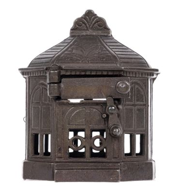 Snppit - Iron Bank. Made by H. L. Judd Company. Wallingford, Connecticut - 1880 - 3 5/8" Tall. 