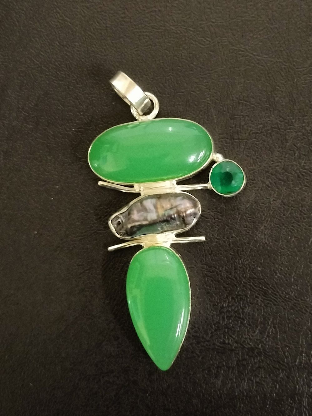 Lot 208