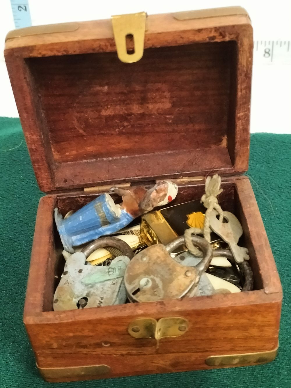 Lot 199