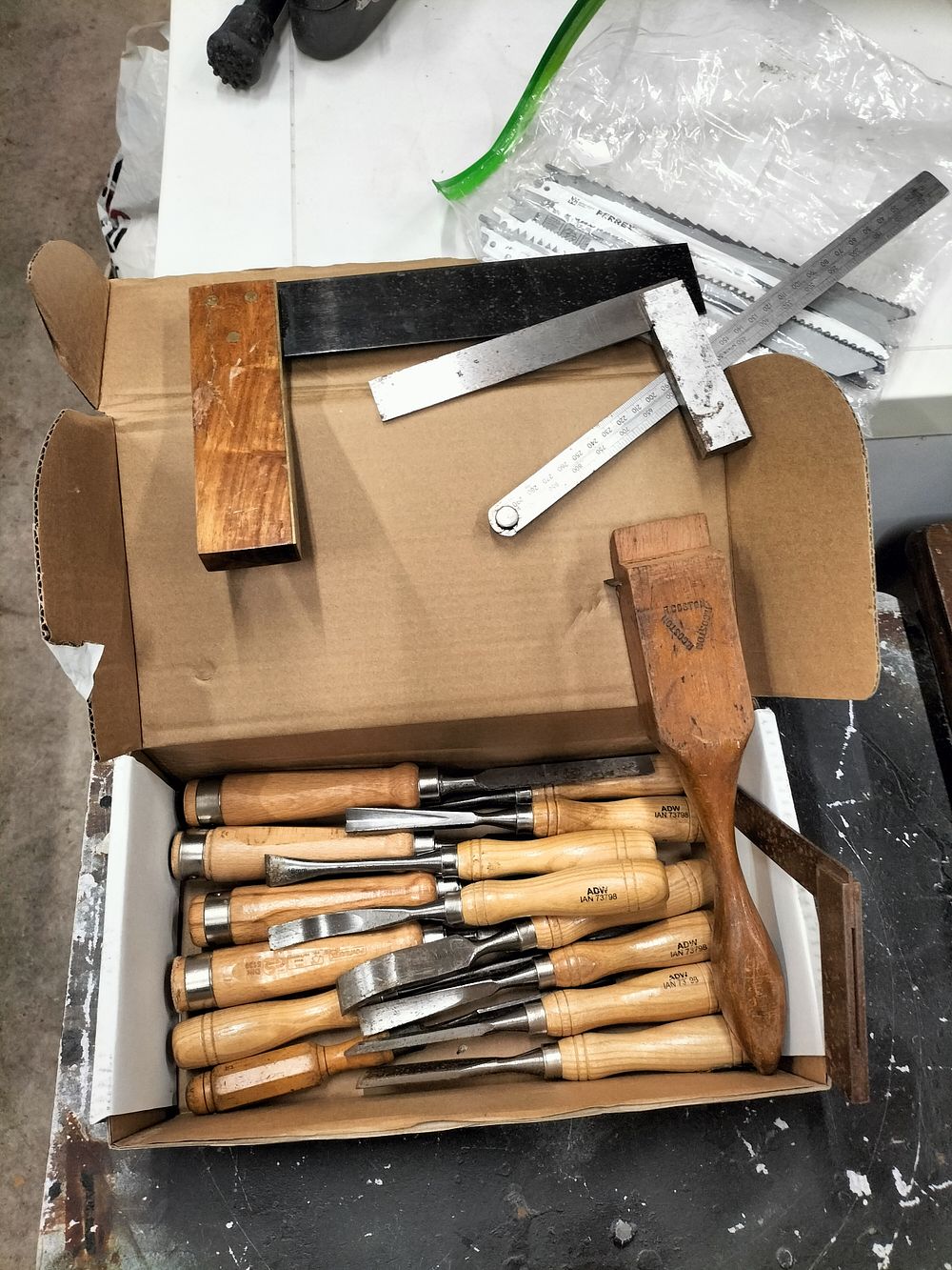 Lot 228