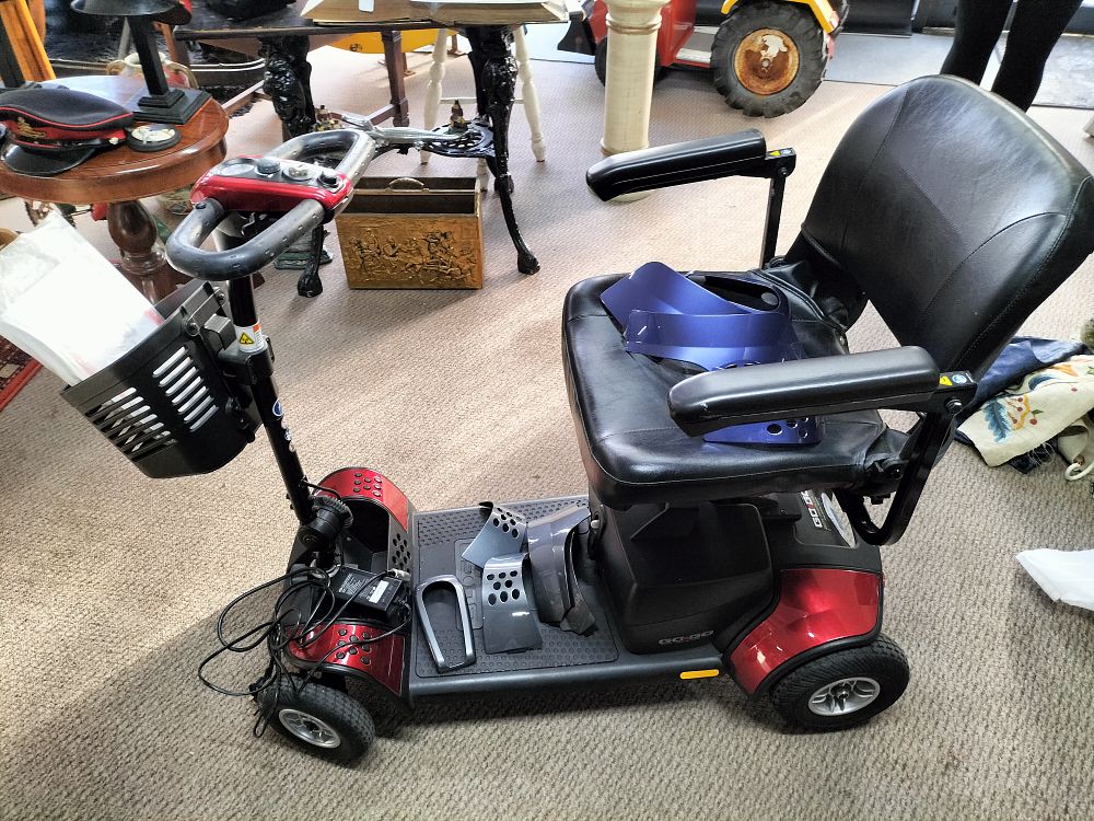 Lot 76 – Mobility Scooter