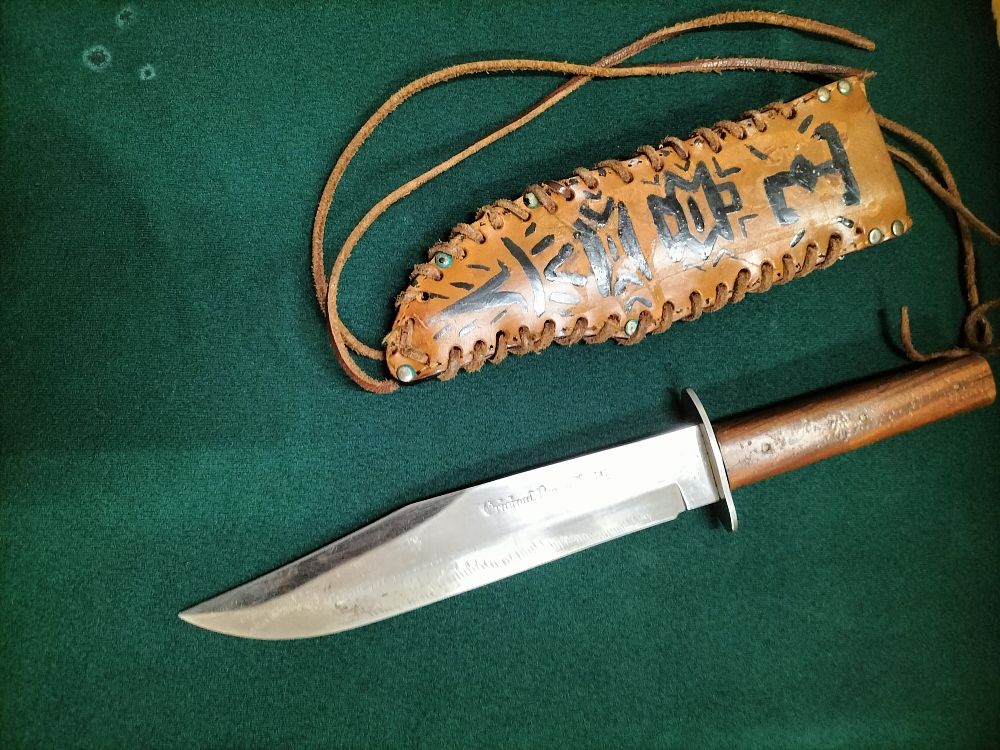 Lot 197 – Solingen, Bowie Knife, Wood Handle