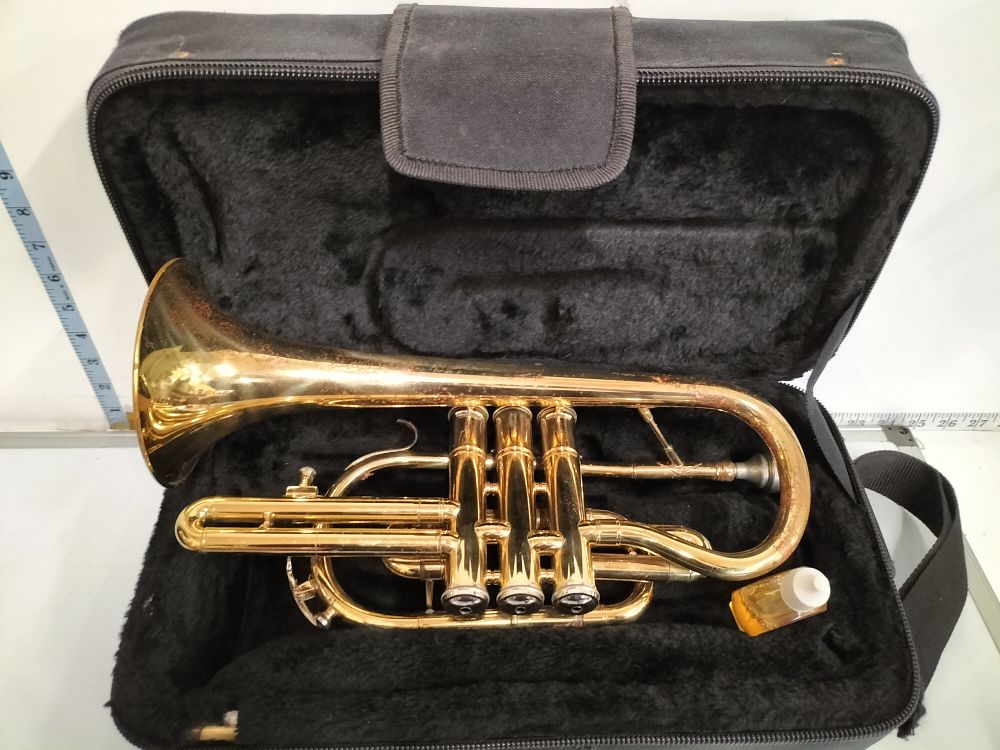 Lot 254 – SMS Academy Student Bb Cornet, Gold Lacquer Finish with Case, Circa 1990-2010