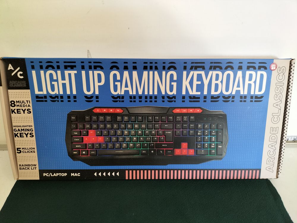 Lot 256 – Arcade Classics Light Up Gaming Keyboard in Original Box
