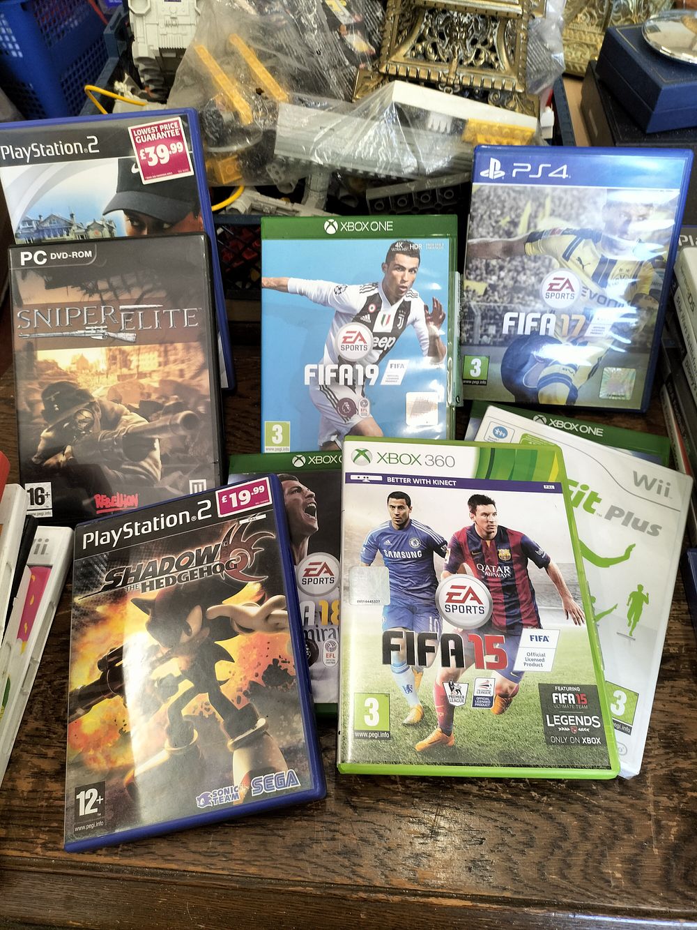 Lot 262 – An Assortment of Video Games for PlayStation, Xbox, Wii, and PC Platforms