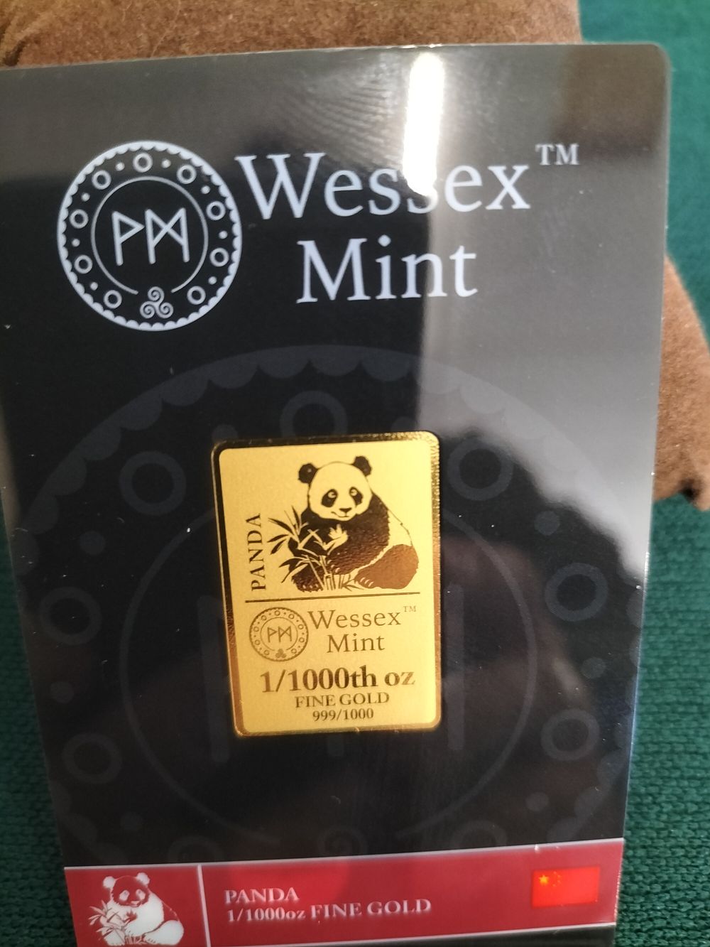Lot 267 – Wessex Mint 1/1000th Troy Ounce Panda .999 Fine Gold Bullion Bar
