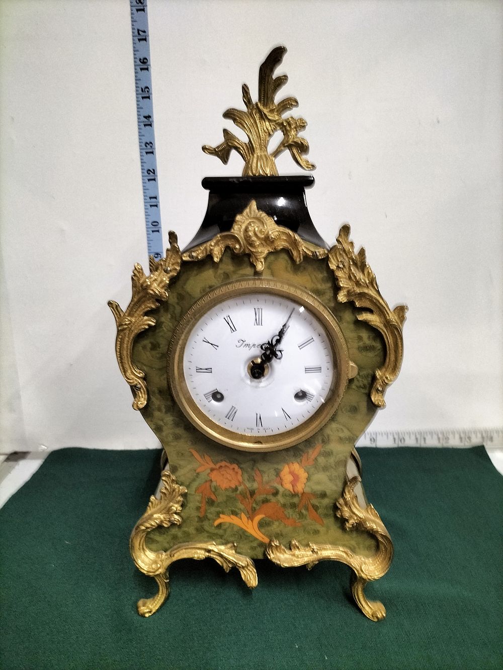 Lot 280 – An Italian Imperial Rococo Style Mantel Clock with Franz Hermle Movement