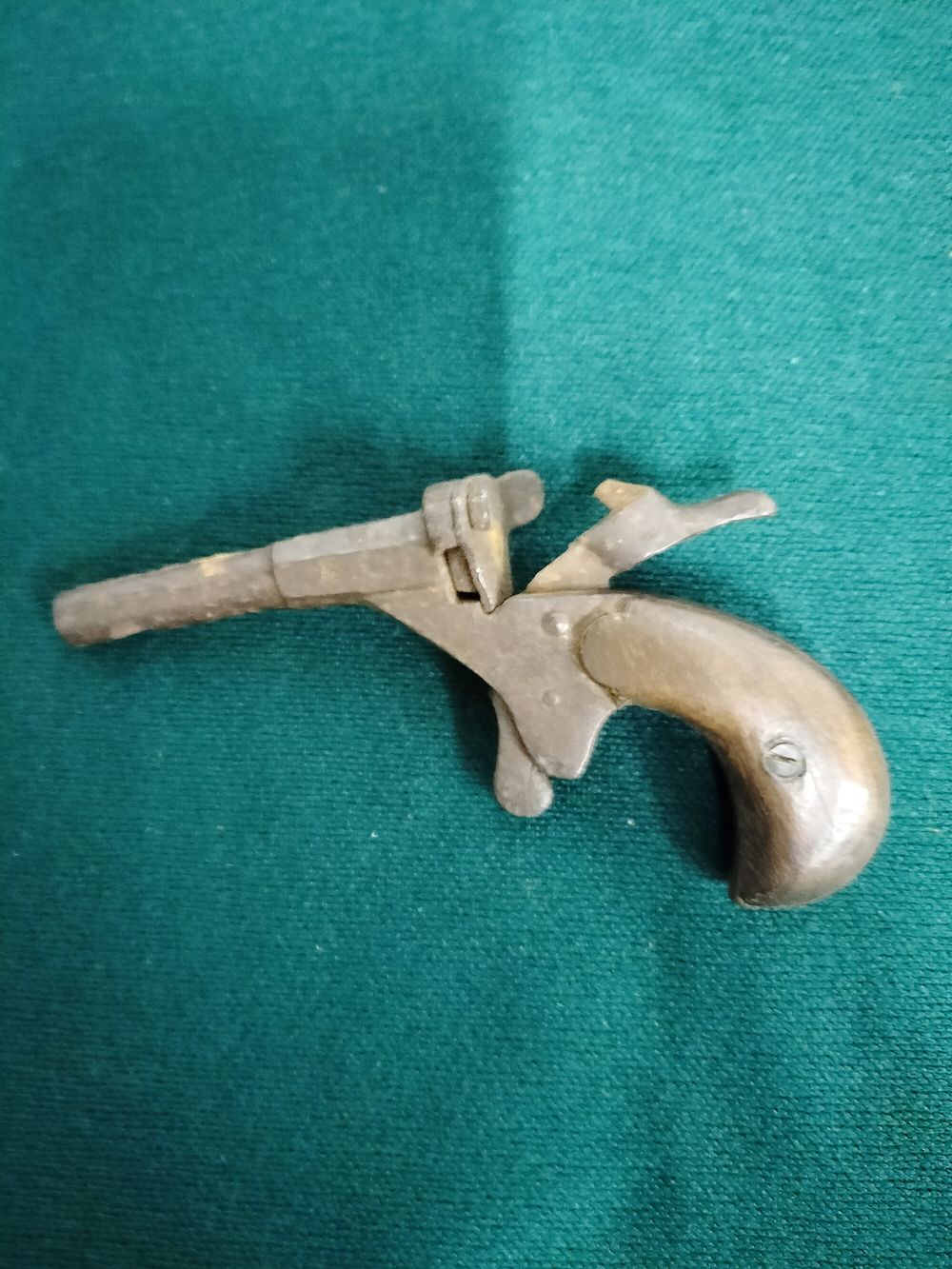 Lot 281 – Postman’s Dog Scarer Single-Shot Break-Action Blank Firing Pistol Blank Antique