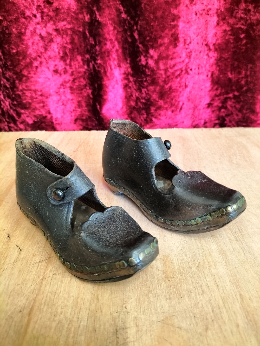 Lot 171 – A Pair of Antique Child’s Traditional Leather and Wood Clogs