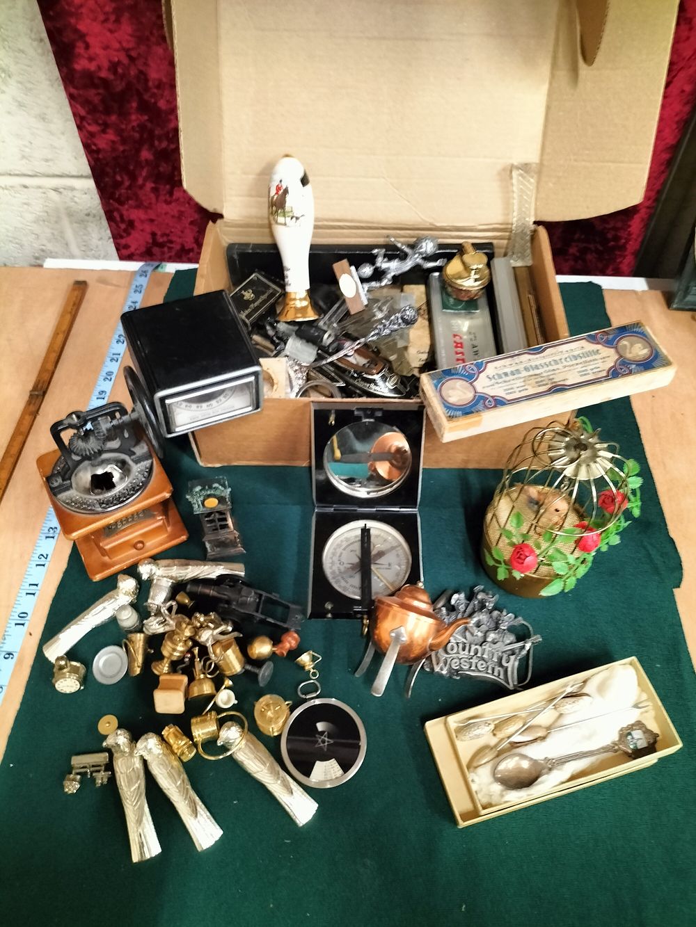 Lot 156 – An Assortment of Scientific Instruments, Miniatures, and Miscellaneous Collectibles