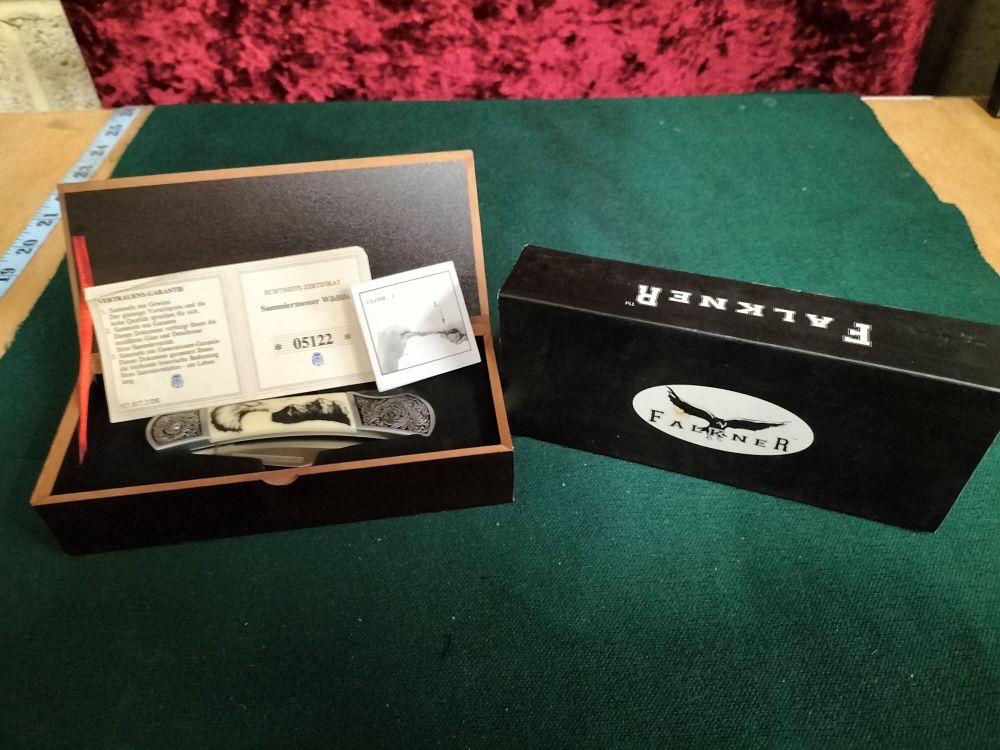 Lot 168 – Falkner American Wildlife Anniversary Edition Folding Pocket Knife with Presentation Packaging