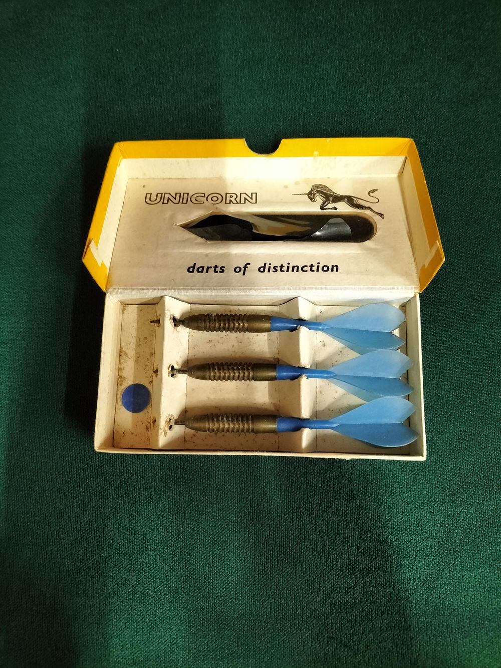Lot 173 – A Trio of Vintage Unicorn Darts of Distinction in Original Presentation Box