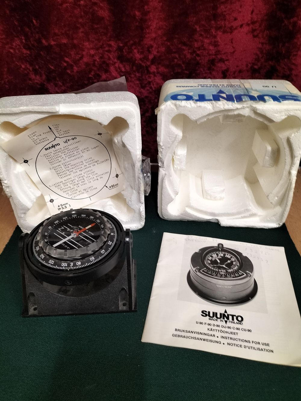 Lot 186 – Silva Marine Gimballed Bracket Compass with Suunto Packaging and Documentation