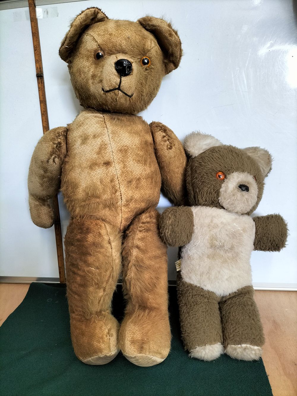 Lot 172 – Two Vintage British Teddy Bears including a Chad Valley Example