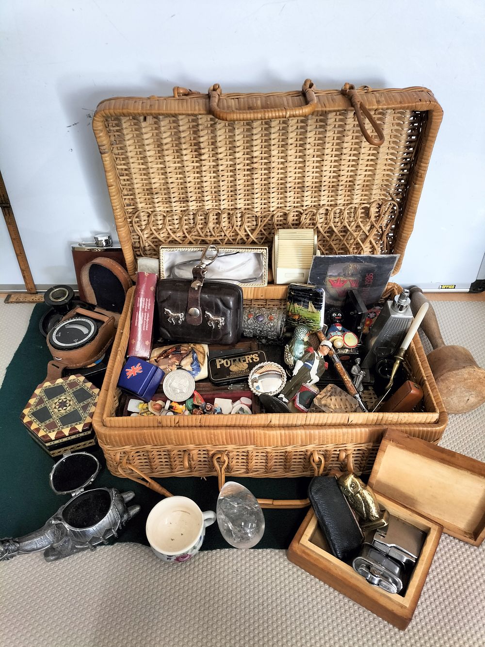 Lot 170 – A Collection of Vintage Collectibles and Decorative Curios within a Wicker Picnic Hamper