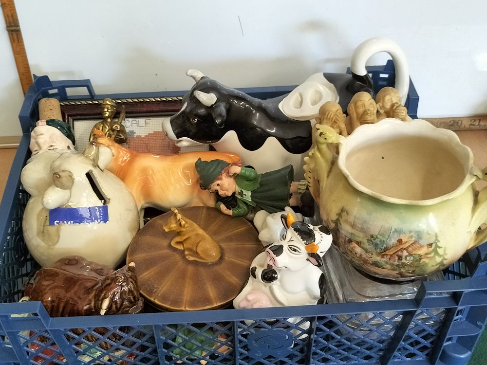 Lot 193 – A Collection of Decorative Animal and Character Figurines including Bovine themed items