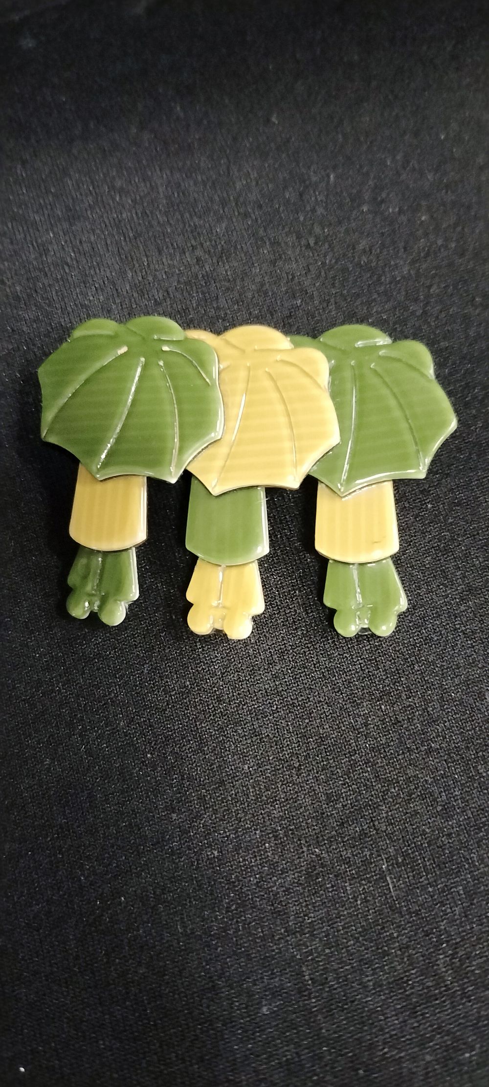 Lot 166 – Vintage Lea Stein Umbrella Brooch