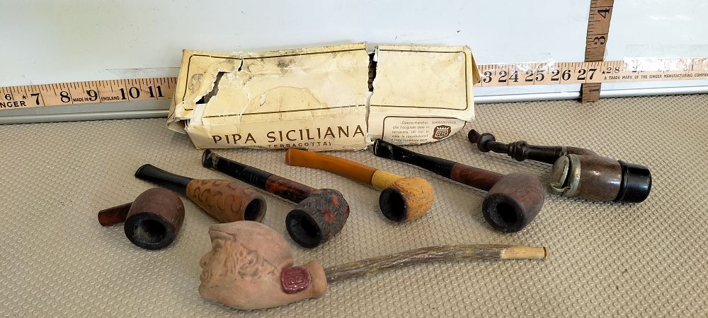 Lot 157 – An Assortment of Vintage Tobacco Smoking Pipes Including a Sicilian Terracotta Figural Pipe