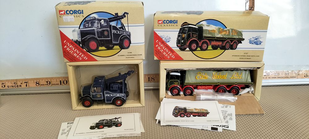 Lot 163 – A Pair of Corgi Classics Die-Cast Model Commercial Vehicles comprising Scammell Highwayman Crane and Atkinson 8 Wheel Rigid with Load