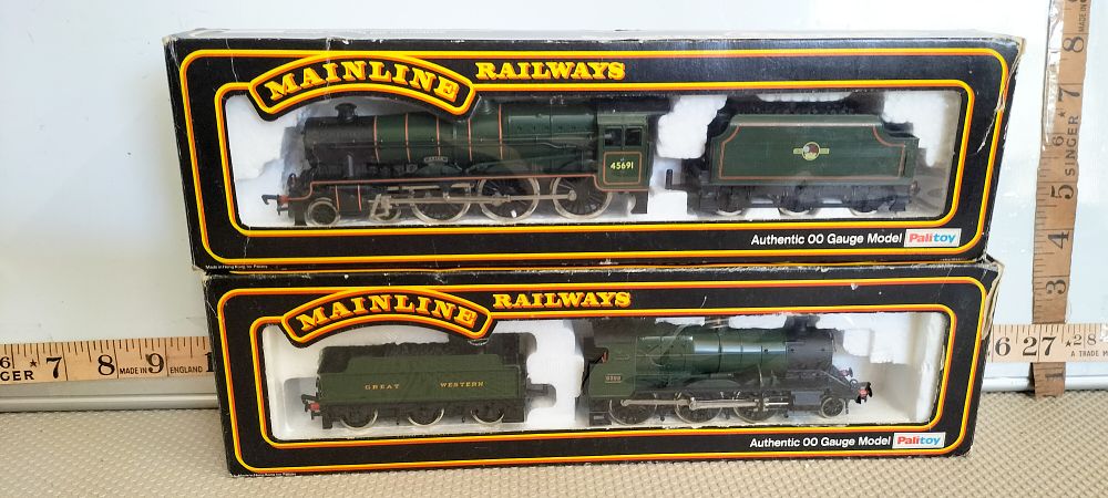 Lot 167 – A Pair of Mainline Railways OO Gauge Model Steam Locomotives and Tenders in Original Boxes