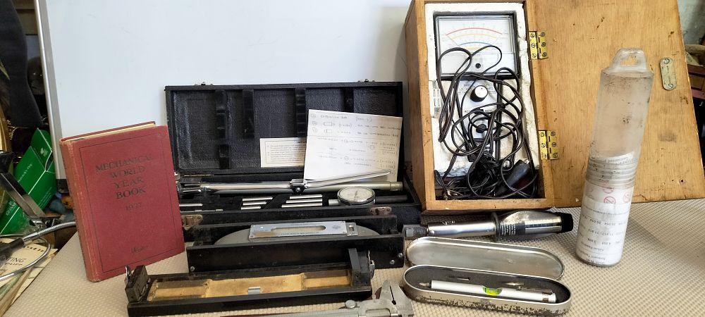 Lot 174 – A Collection of Vintage British Precision Engineering and Automotive Diagnostic Instruments
