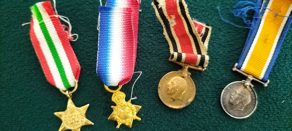 Lot 193 – A collection of four miniature British and Commonwealth campaign and service medals