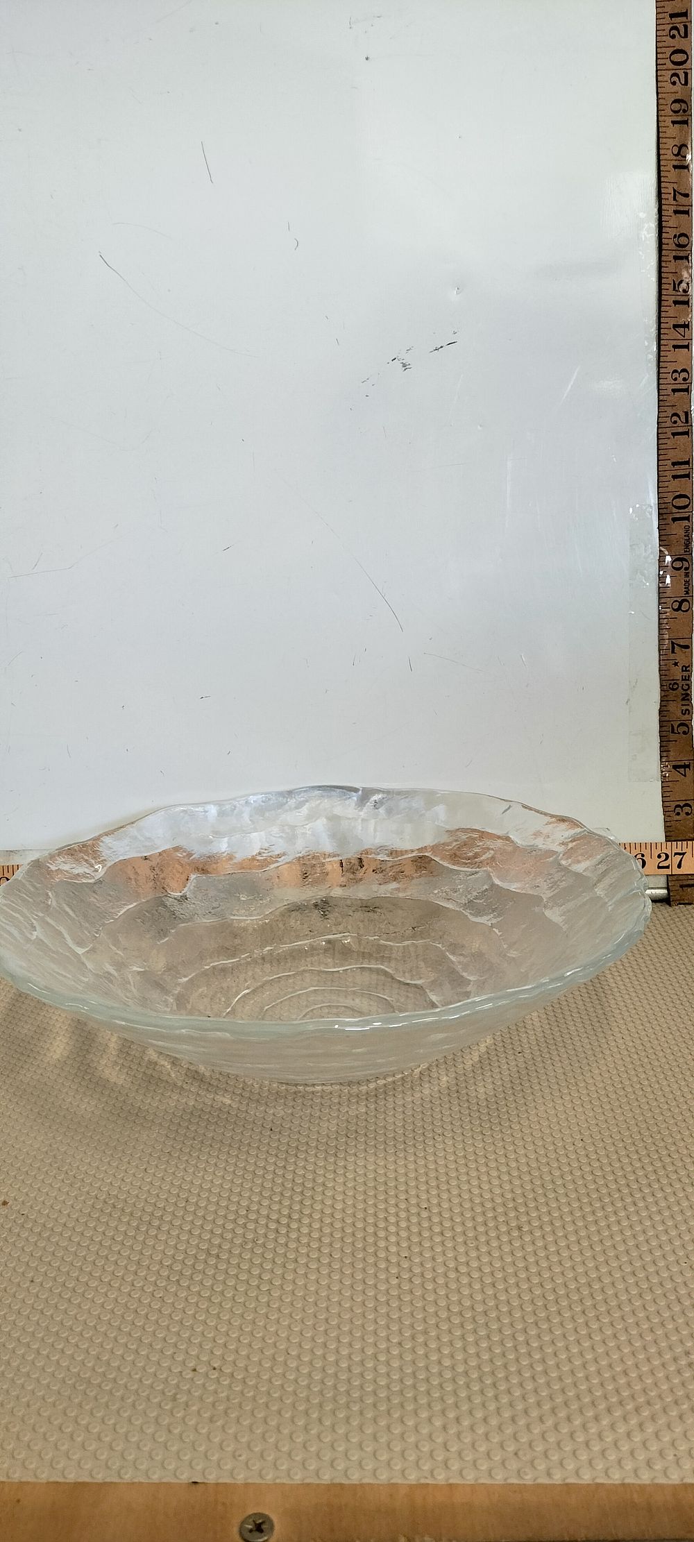 Lot 198 – Large Clear Textured Glass Bowl with Concentric Ripple Pattern