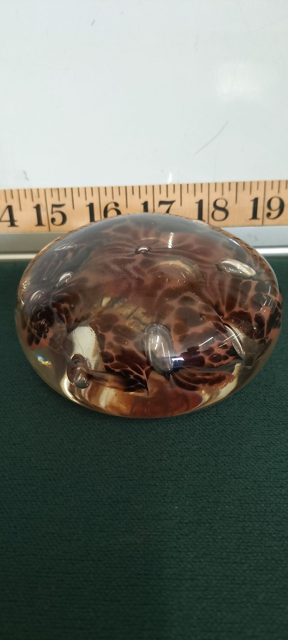 Lot 202 – Japanese Art Glass Paperweight with Controlled Bubble and Leopard Spot Decoration