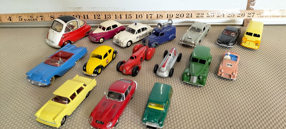 Lot 164 – A Collection of Sixteen Vintage Plastic Toy Vehicles
