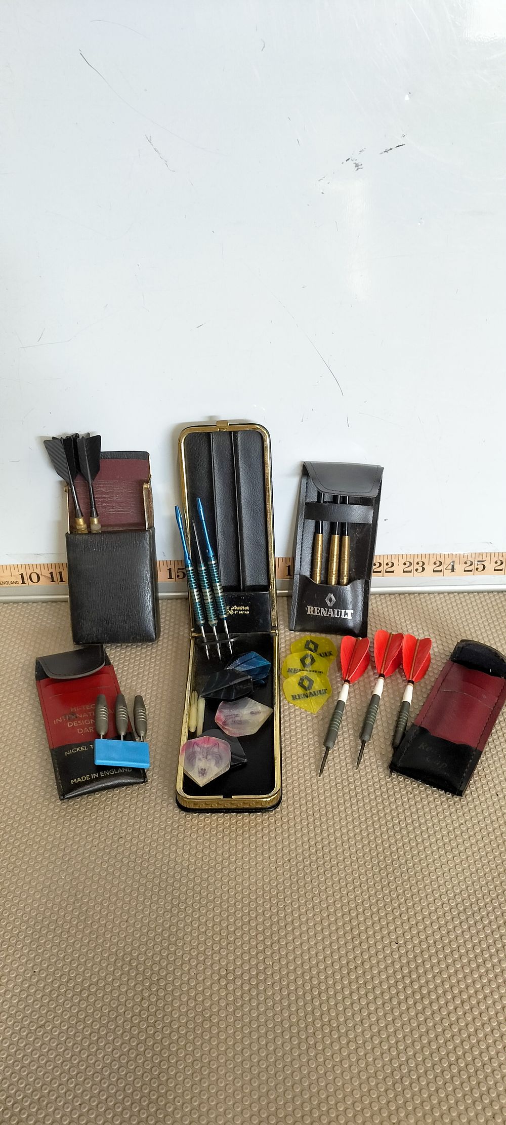 Lot 165 – A Collection of Vintage Darts and Carrying Cases Including Renault and Hi-Tec Examples