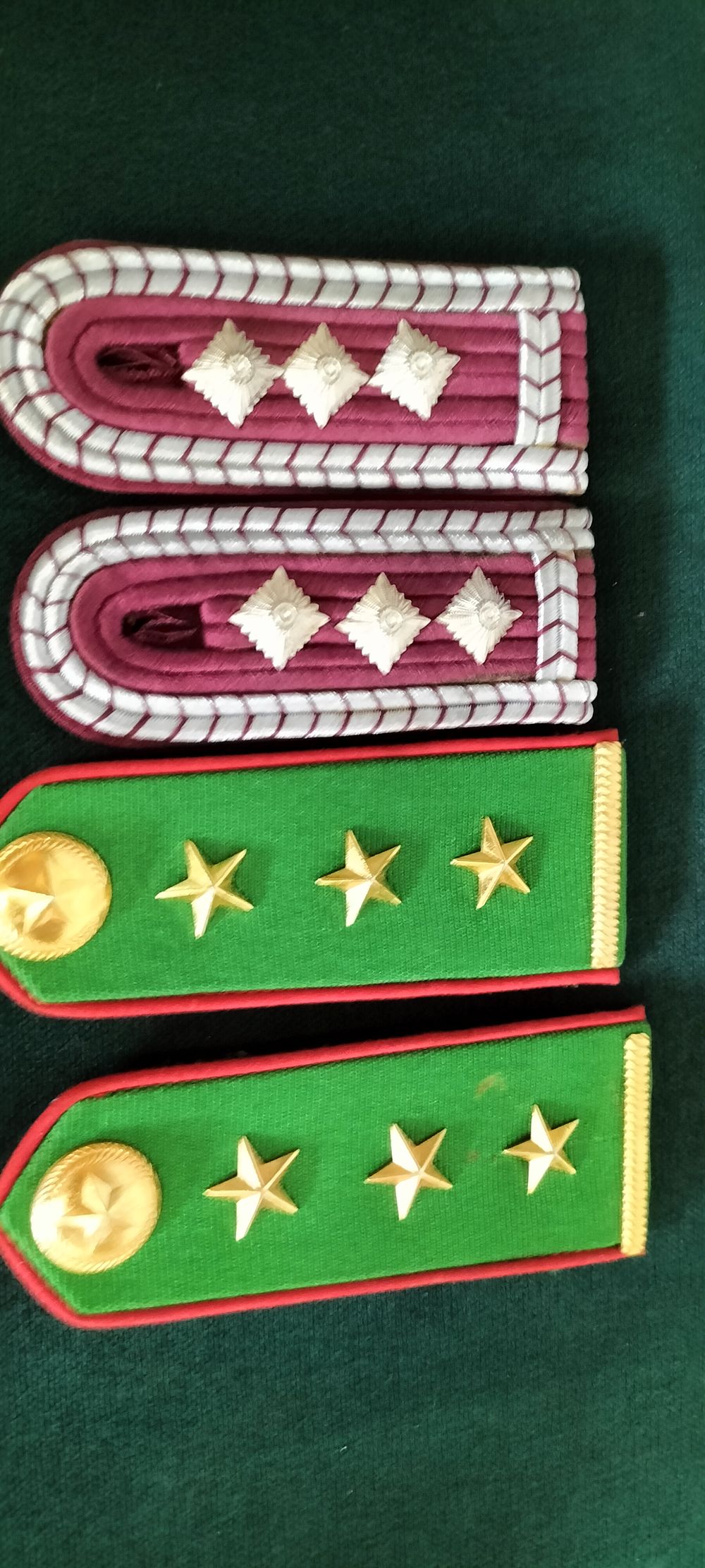 Lot 223 – A Collection of Wool and Silver Braid DDR and Soviet Officer Shoulder Boards