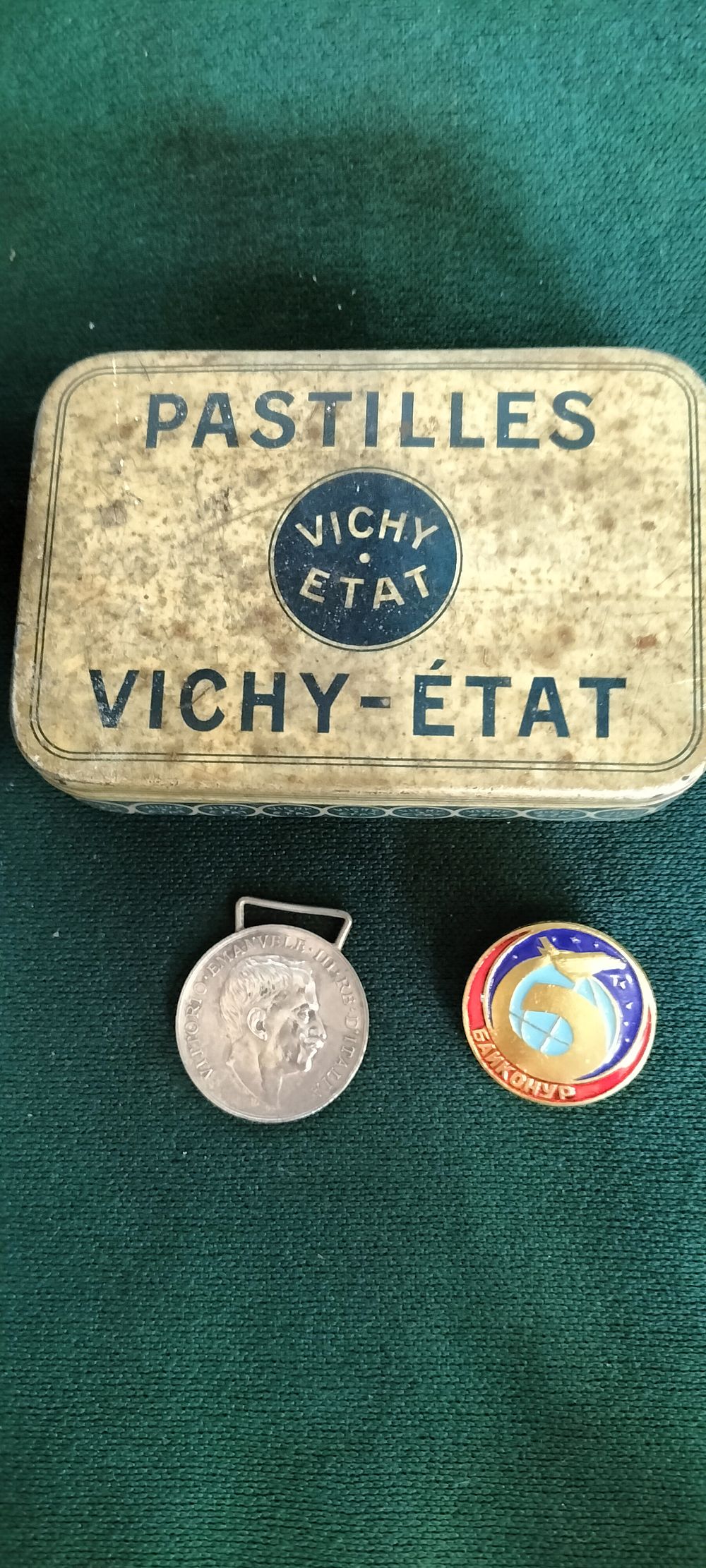 Lot 227 – A Trio of Vintage Vichy Tin Silver Medal and Soviet Enamel Pin