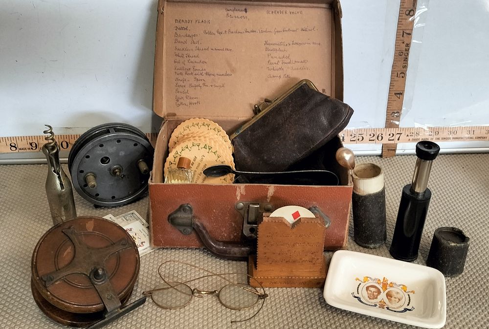 Lot 244 – A Leatherette Case of Vintage Personal Effects and Fishing Tackle