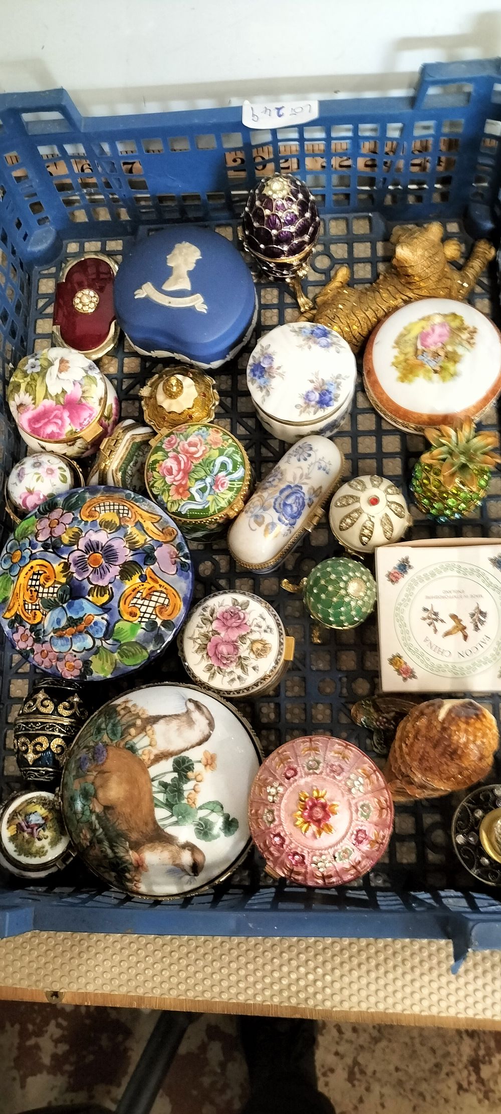 Lot 249 – An Assortment of Porcelain Enamel and Jasperware Trinket Boxes