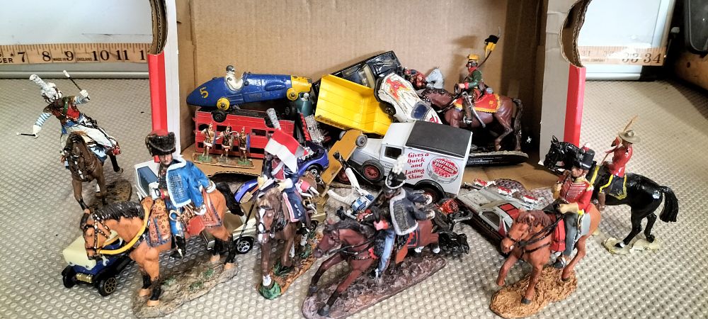 Lot 254 – A Metal Collection of Equestrian Military Figures and Vehicles