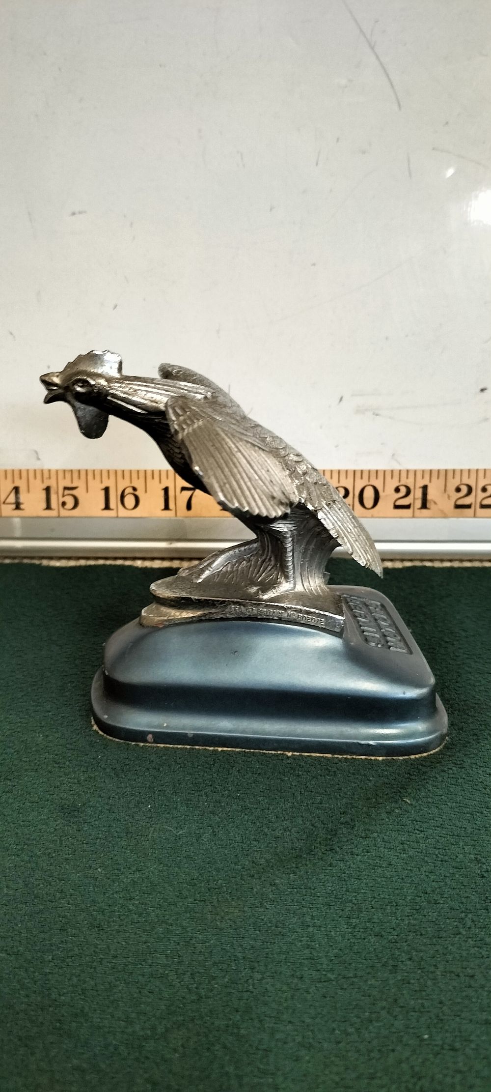 Lot 277 – A Silver Singer Motors Cockerel Radiator Mascot