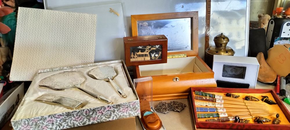 Lot 168 – An Assortment of Silver Plated Vanity Items and Wooden Boxes