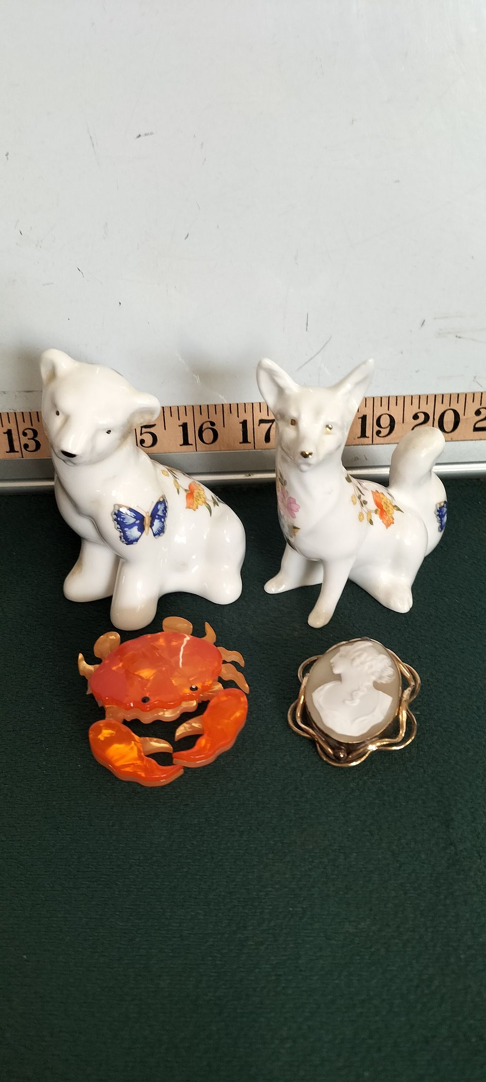 Lot 36 – Gold Shell Cameo Brooch and a Collection of Bone China Animals and Plastic Brooch
