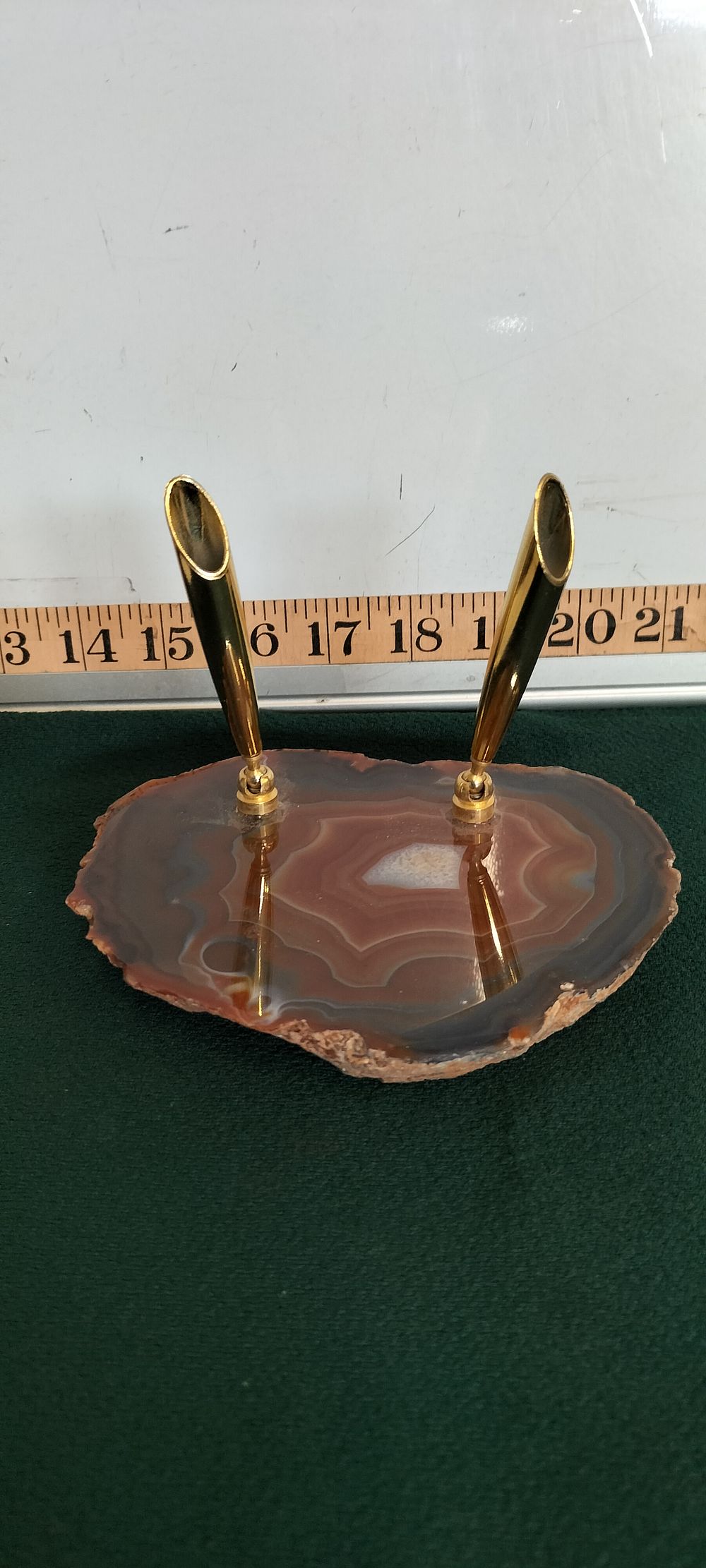 Lot 55 – A Brazilian Agate Double Pen Holder and Specimen Slice