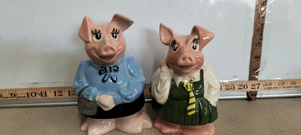 Lot 76 – A Pair of Wade NatWest Ceramic Piggy Banks